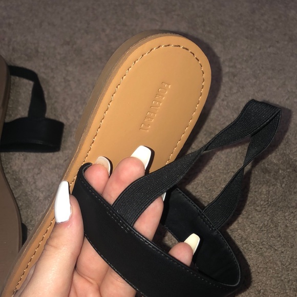 Black and tan sandals - Picture 4 of 5